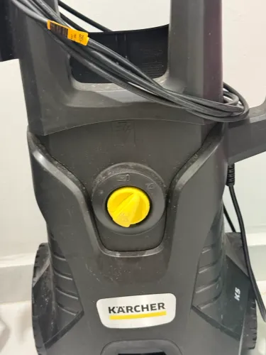Lavadora alta pressão karcher k5 . 
