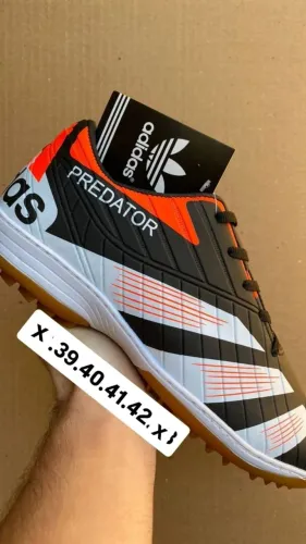 VENDO CHUTEIRAS SOCIETY E DE SALÃO R$85,00