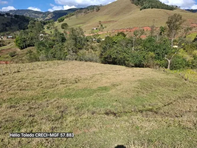 Ótima Chácara com 7.000m², Wenceslau Braz, Sul de Minas Gerais