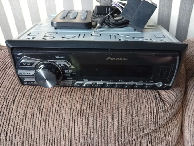 Rádio Pioneer mvh 358bt