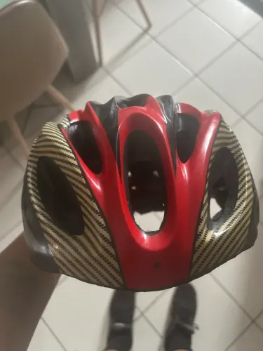 Capacete ciclismo seminovo