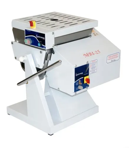 MASSEIRA BASCULANTE 25 KG 1/2 HP MONOFÁSICA