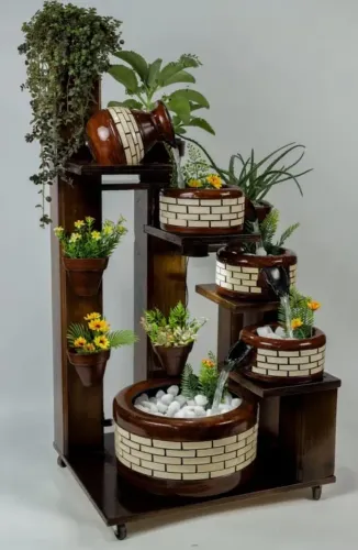 Fonte de água 5 quedas