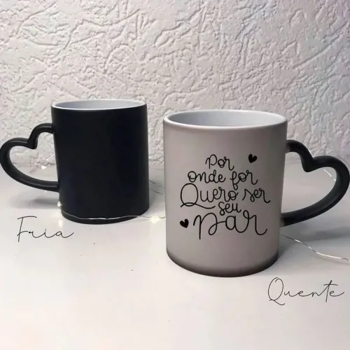 Caneca alça coração mágica 