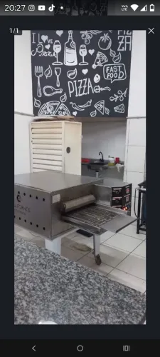 Forno de esteira faz até 100 pizzas por hora