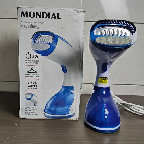 Passadeira a Vapor Mondial portátil.