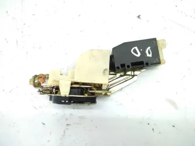 Fechadura Dianteira Direita Chevrolet Astra 1995