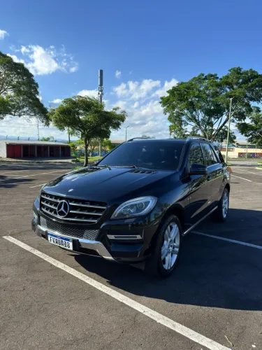 Mercedes-Benz ML-350 Sport CGI 3.5 V6 306cv 4X4 Aut. 2013