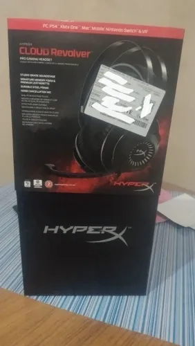 Fone de ouvido gamer Hyperx Cloud Revolver Novo com todos acessórios na caixa.