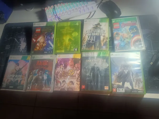 Vendo caixa de jogos de Xbox 360 e controle de Xbox 360 e Pc
