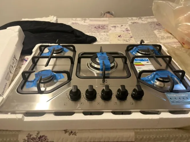 Cooktop 5 Bocas a Gás Electrolux Inox Experience Multi Chama e Grade Ferro Fundido