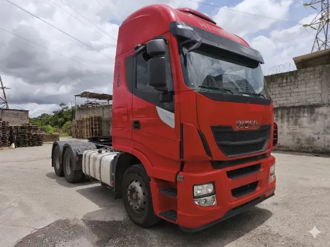 IVECO STRALIS HI-WAY 440 6X2, ANO 2022/2023 COM BAIXO KM