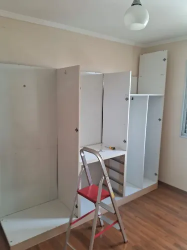 Guarda roupa 6 portas 4 gavetas semi-novo já tá desmontada