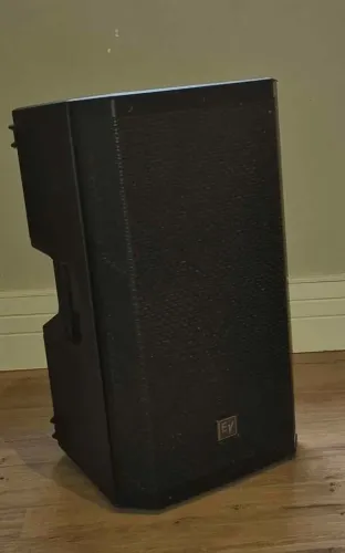 CAIXA ATIVA " EV ZLX 12P 1000w"
