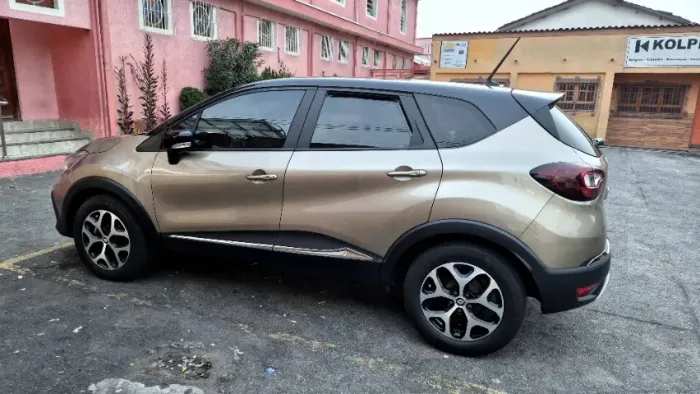 Renault Captur Intense 1.3 TB 16V Flex 5P AUT 2022