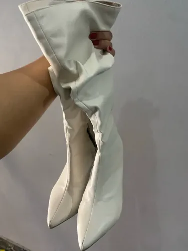 BOTA BRANCA