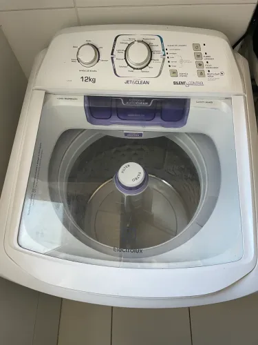 Máquina de lavar roupa 
