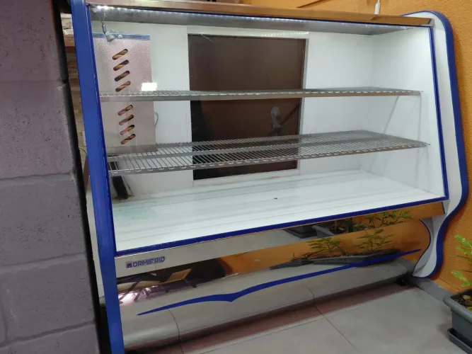Balcão Expositor Refrigerado ORMIFRIO 220v