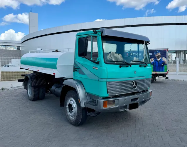 CAMINHÃO PIPA MB 1718