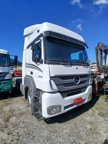 Mercedes-Benz Axor 2644 S/36 6X4E5 2022/2022 Vamos Seminovos Pinheirinho Caminhões