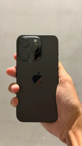 iPhone 15 Pro 128GB Preto - Impecável