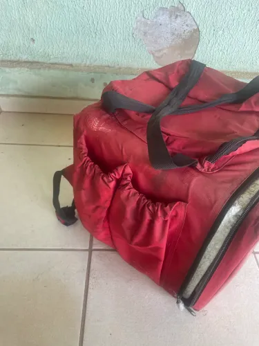 Vendo bag conservada