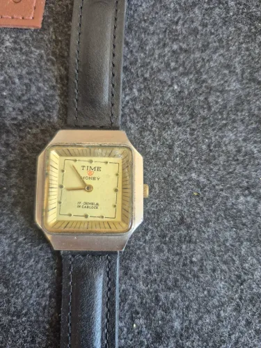 Relógio Time is Money vintage In Cablock