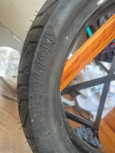 Pneu Michelin 110/70 13