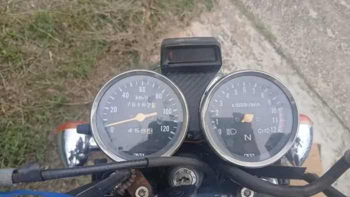 Peças ou a moto completa Suzuki Intruder 125 2005