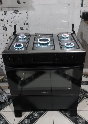 Lindo fogão altas top preto de 5 bocas automático com super chama bem conservado