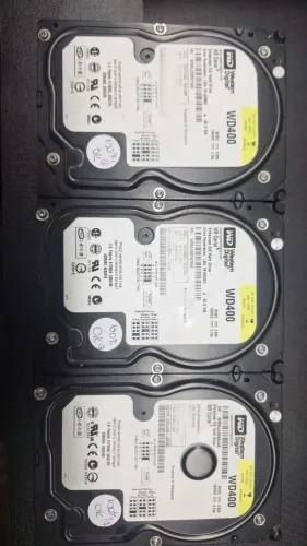 Lote com 13 HDDs IDE/PATA 3,5? para PCs antigos, retrocomputação, etc