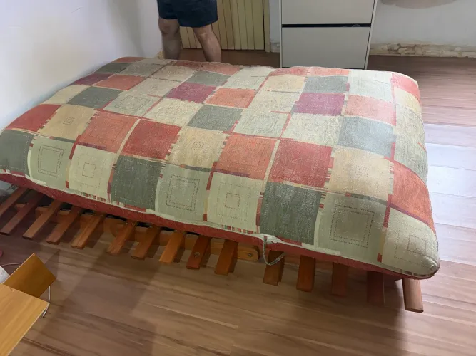 Futon usado
