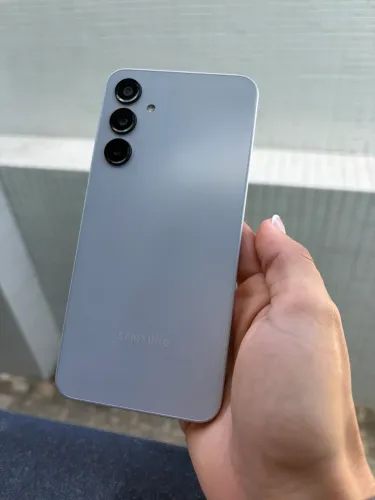 SAMSUNG A16