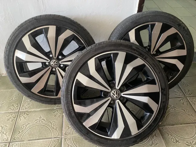 JOGO DE RODAS 17 T CROSS
