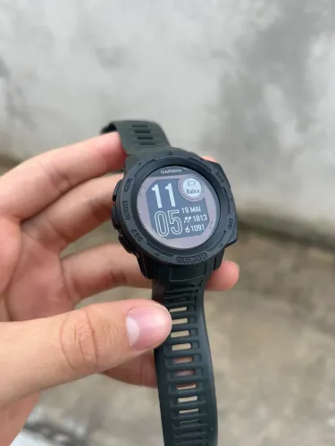 Garmin Instinct Tactical 1