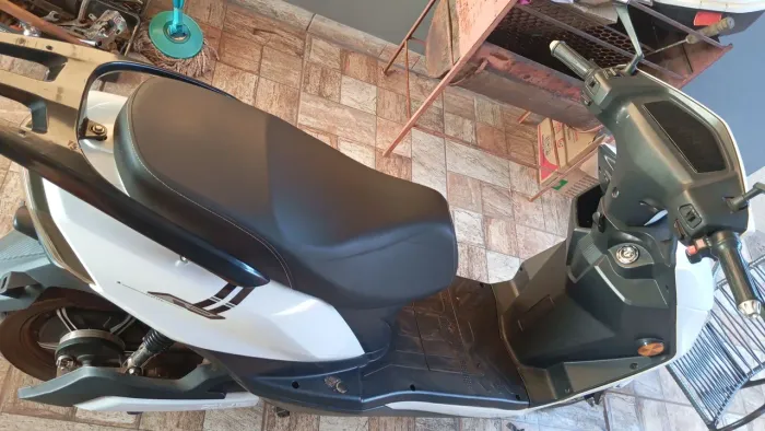Moto Elétrica ZUBOO 2021 - Bem Conservada