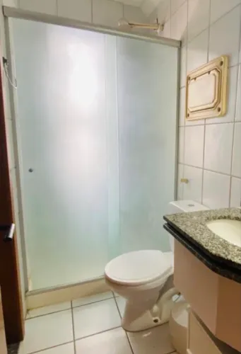 Vendo box de banheiro