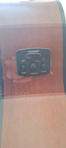 Baixolão Fender 