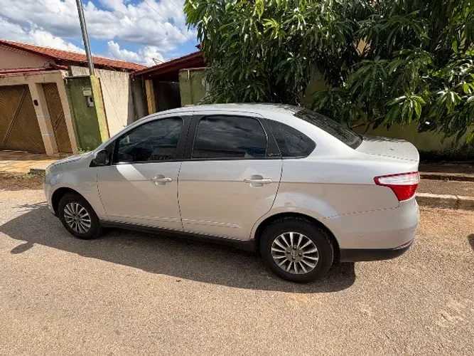 Fiat Grand Siena Attrac. 1.4 EVO F.flex 8V 2013