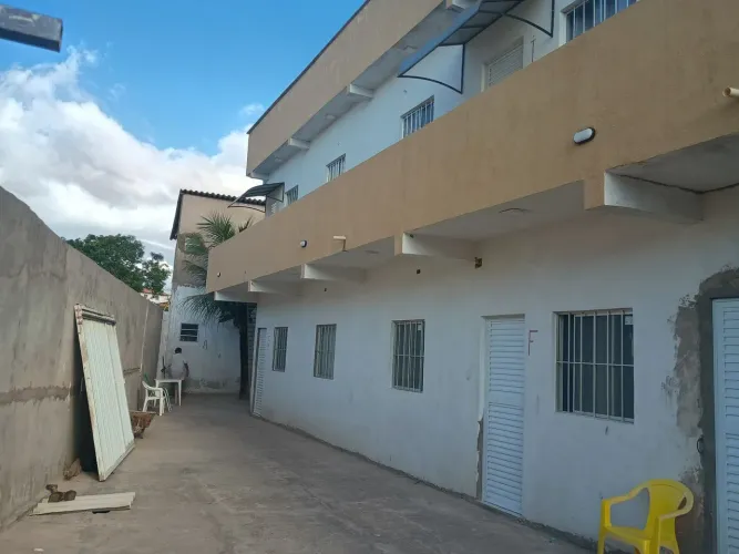 ALUGO CASA