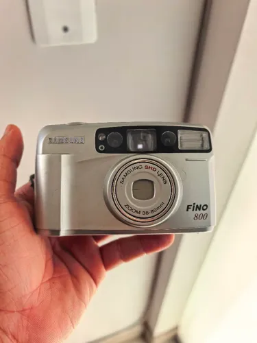 Camera analógica Samsung fino 800
