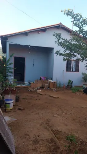 Vende-se esta casa cidade jardim