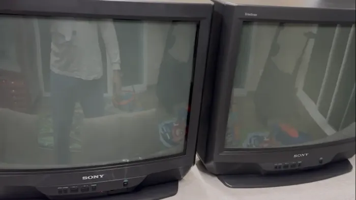 Combo DUAS TV de Tubo Sony Trinitron KV-29T80 O Santo Graal dos Retrogames