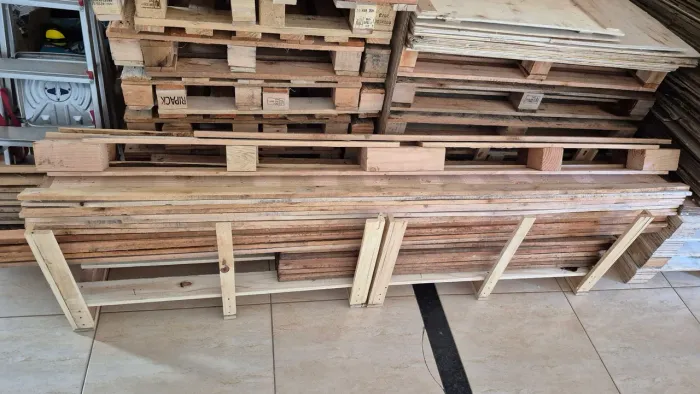 Ripas de pallets medidas 2mt e 2.70mt, entregamos em toda Goiânia é região.
