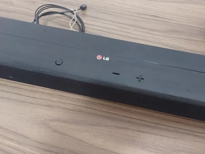 Soundbar LG para TV com saída óptica