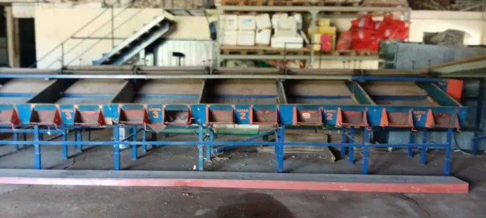 MÁQUINA CLASSIFICADORA E SELECIONADORA DE CEBOLAS - LINHA COMPLETA