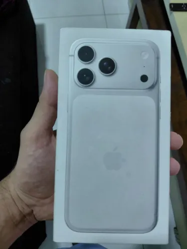 IPHONE 17 PRO MAX 256GB SILVER LACRADO