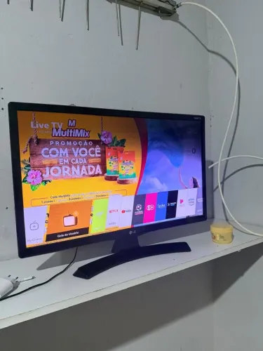 Vende-se Smart TV 24 polegadas
