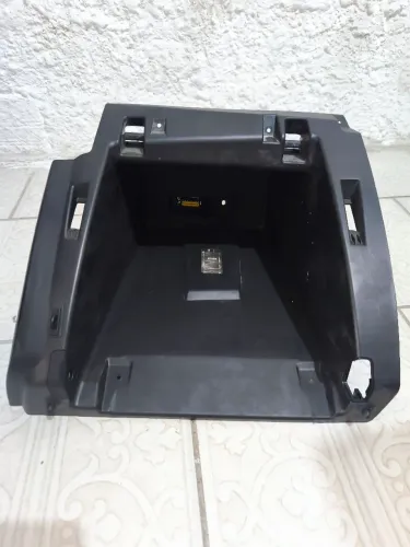 Baú do porta luva Kwid 2020