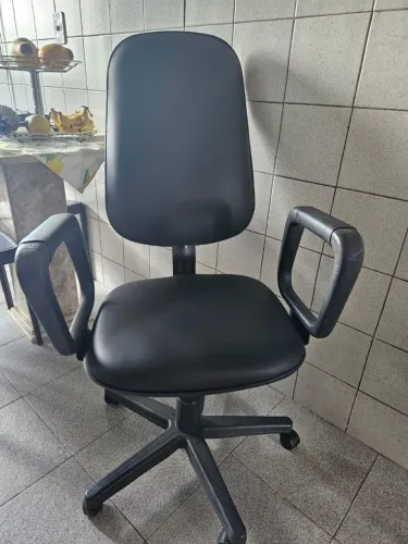 Cadeira de escritório!